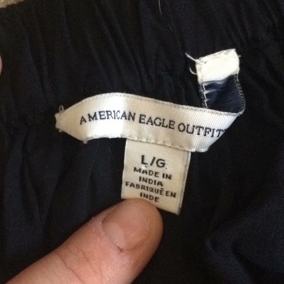 Black Circle Skirt WITH POCKETS! - Picture 3 of 3